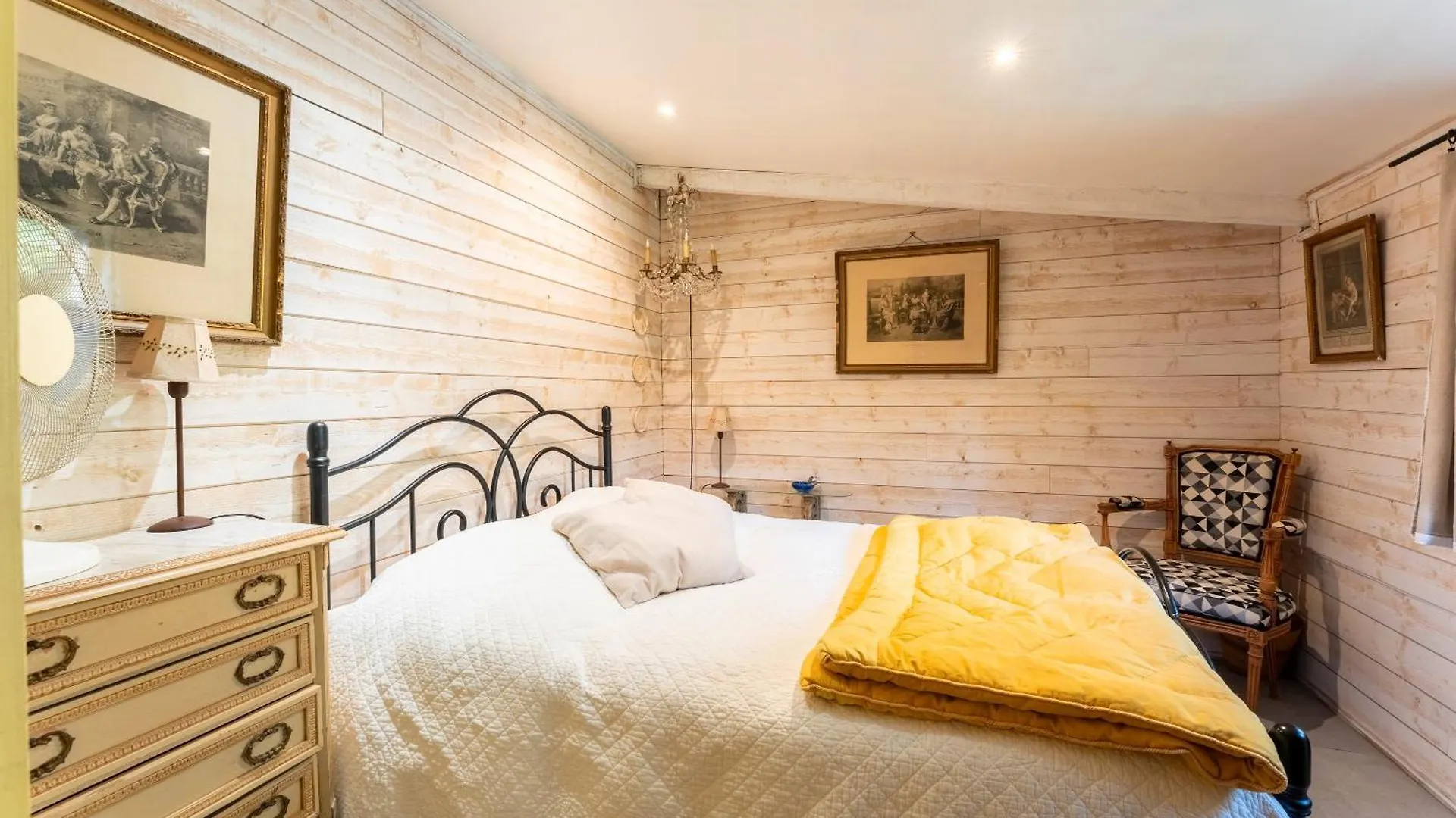 Apartment Studio De Charme A Avignon